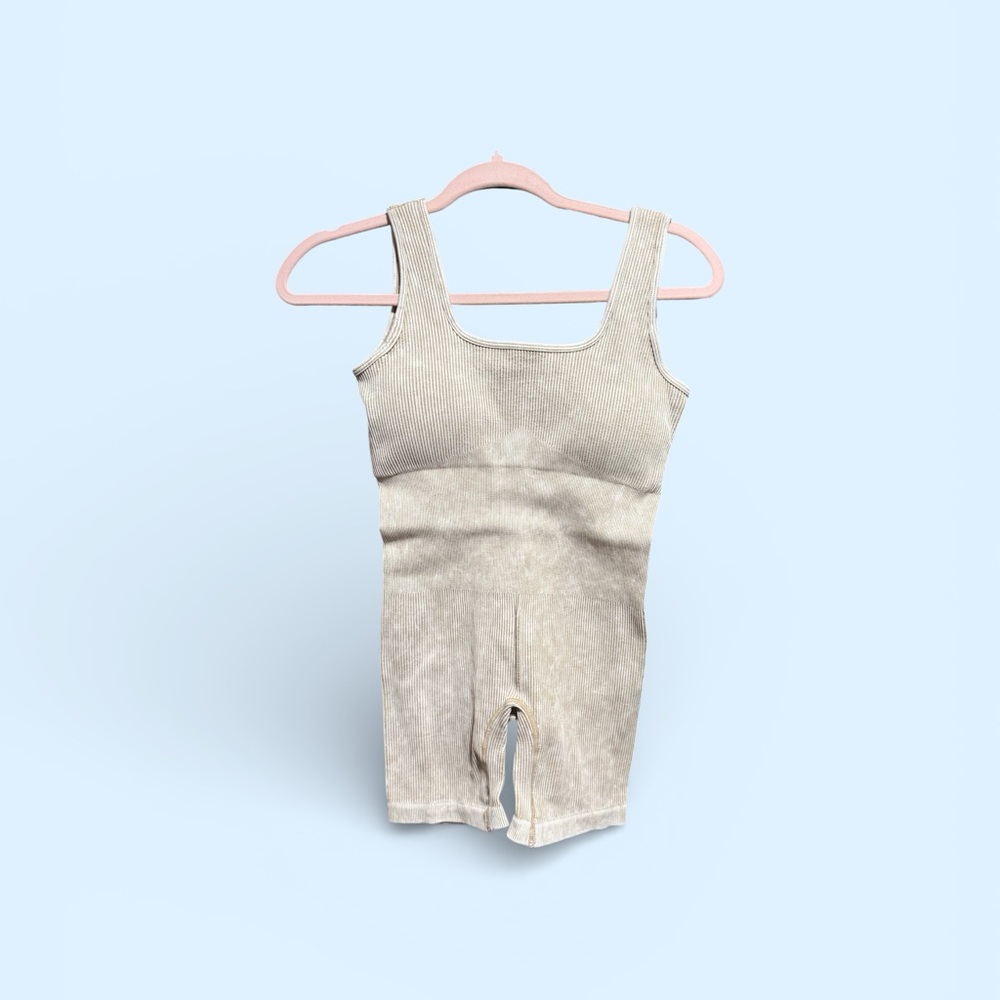Zenana Outfitters Cream Ribbed Bodysuit